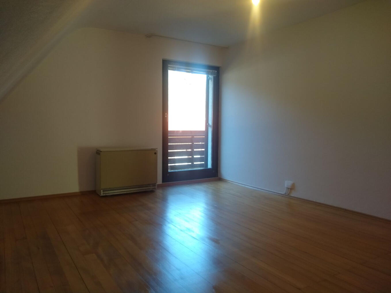 Zimmer mit Westbalkon
