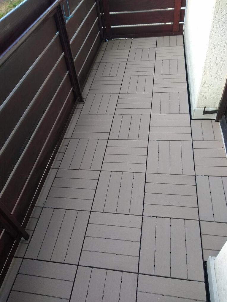 Balkon West (4,4 m²) mit Schlossblick